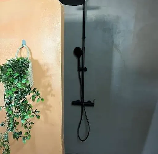 Lampsakou 2-bedroom House In * Volos