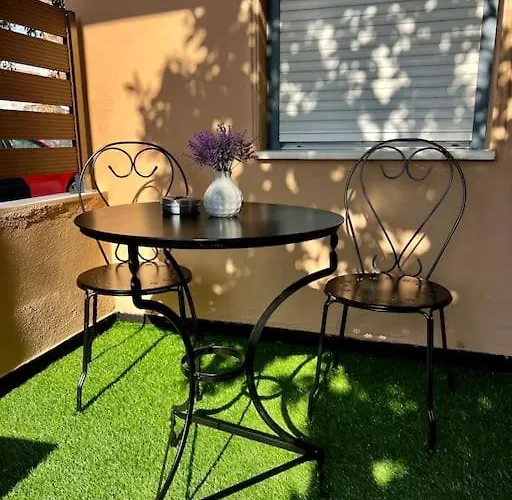 Casa vacanze Lampsakou 2-bedroom House In