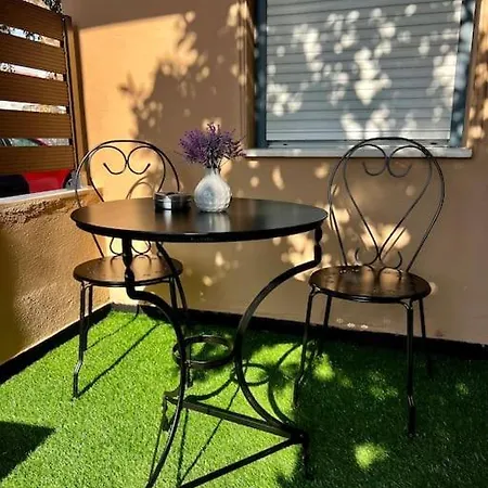 Hébergement de vacances Lampsakou 2-bedroom House In