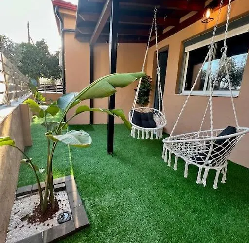 Lampsakou 2-bedroom House In 別荘